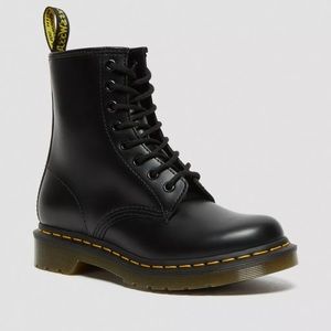 Dr. Martens 1460 Women’s Smooth Leather Lace Up Boots